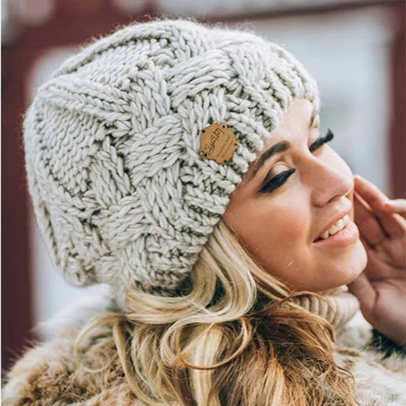Women's Cozy Warm Knitted Winter Hat (1)